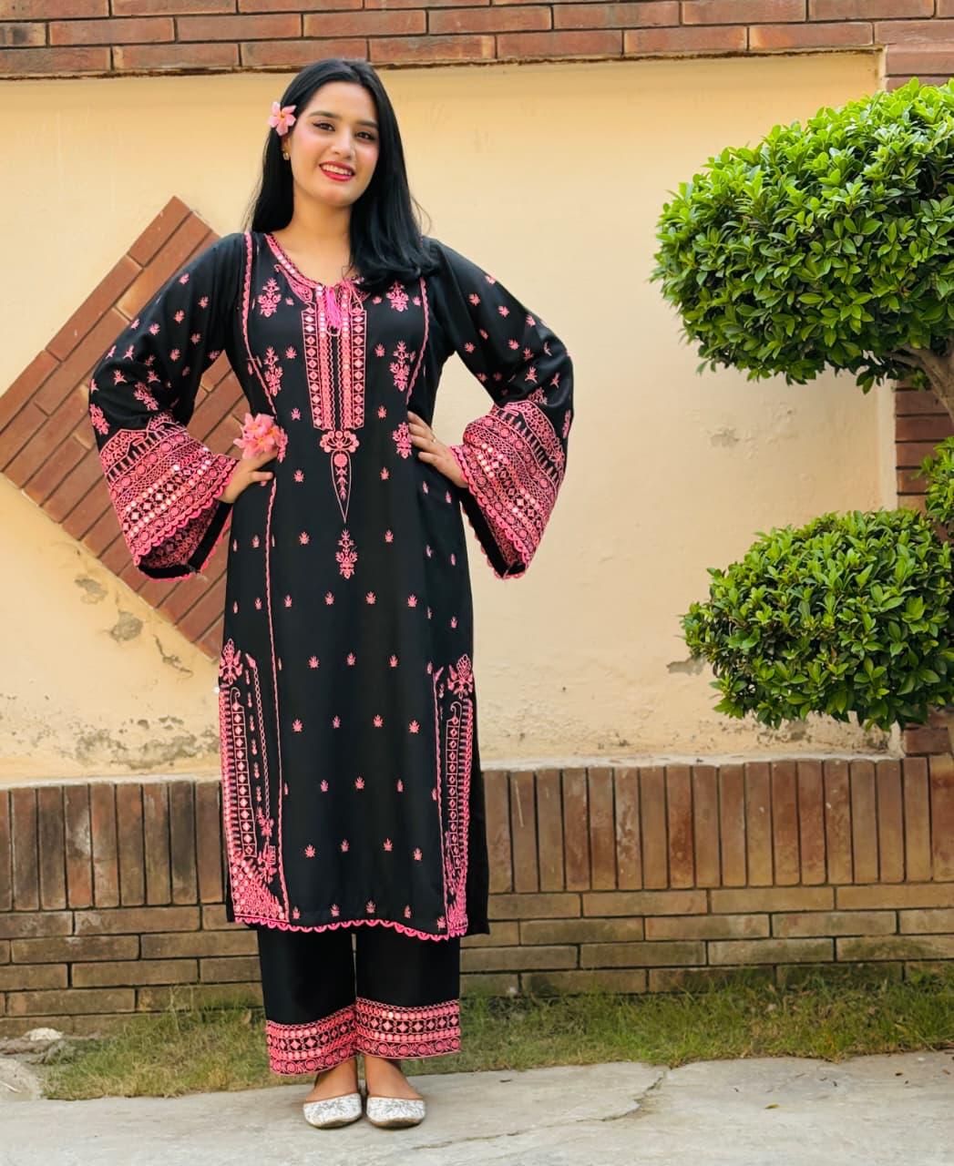 TOFFY EMBROIDED 2 PC